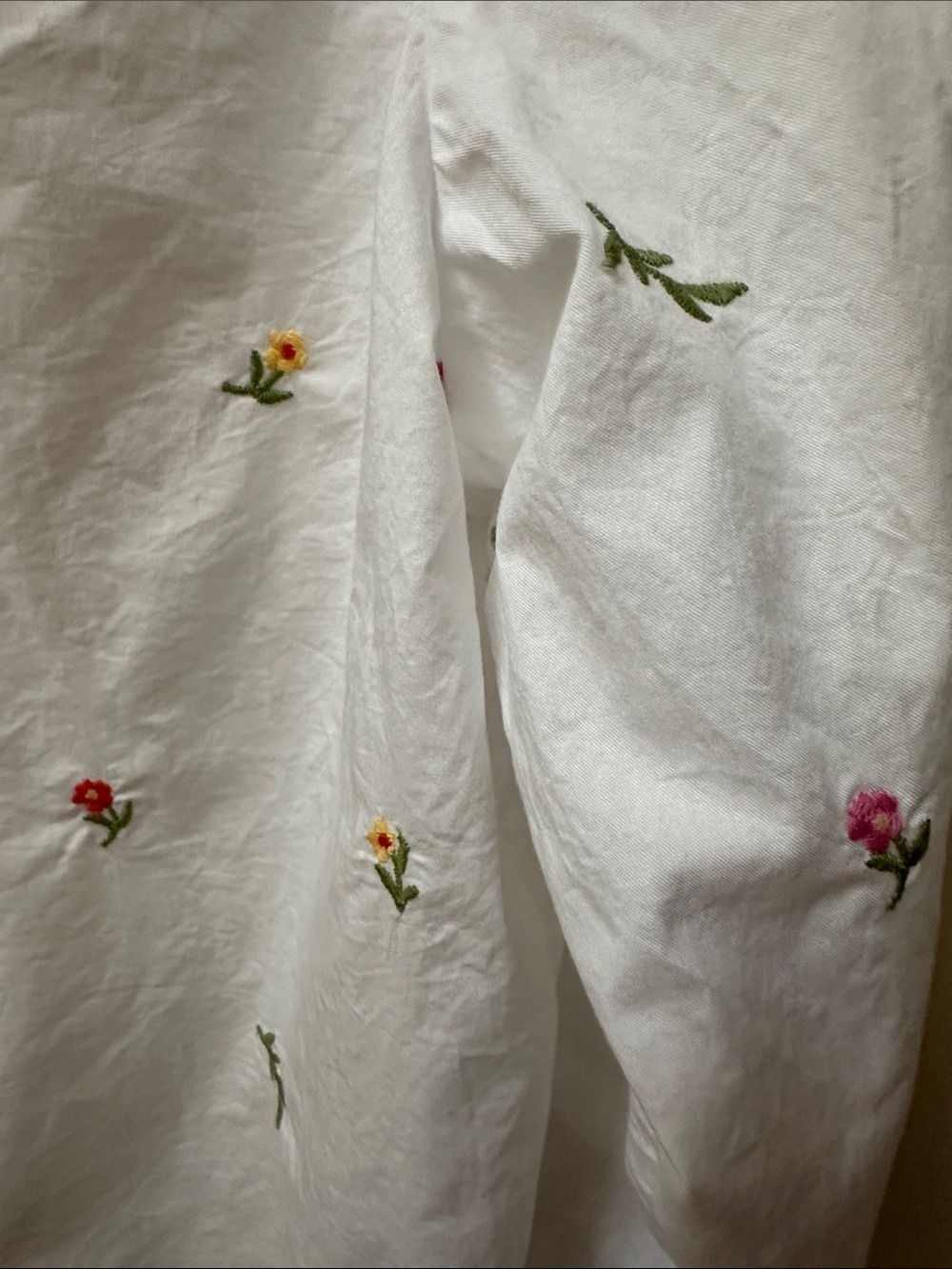 Old Navy White Button-Up Shirt with Tiny Floral Embroidery